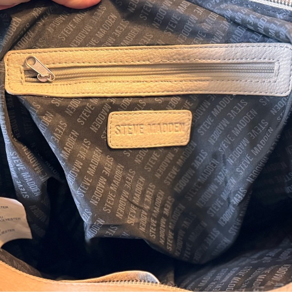 Steve Madden large crossbody tote - Picture 5 of 5